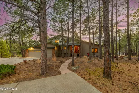 1206 N La Costa Ln, Flagstaff, AZ 86004