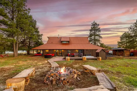 13833 Wild Bill Rd, Parks, AZ 86018