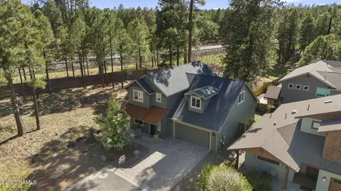 2385 W Mission Timber Cir, Flagstaff, AZ 86001