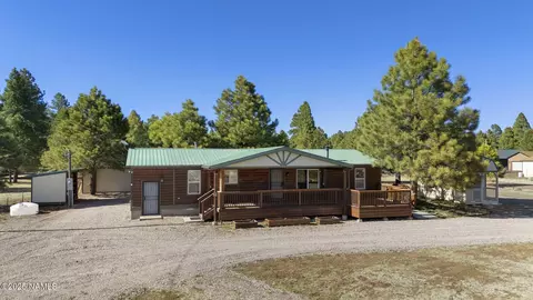 10541 E White Horse Lake Dr, Parks, AZ 86018