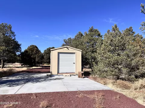 7277 Daisy Dr, Williams, AZ 86046 photo 3