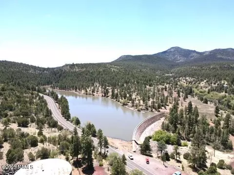 View/Area - 733 S 3rd St, Williams, AZ 86046 photo 3 of 5