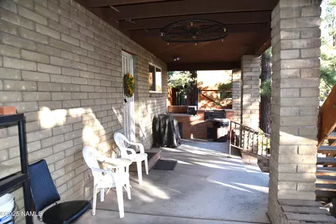 Exterior - 733 S 3rd St, Williams, AZ 86046 photo 1 of 3