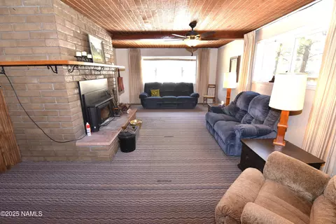 Living - 733 S 3rd St, Williams, AZ 86046 photo 3 of 3