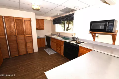 Kitchen - 733 S 3rd St, Williams, AZ 86046 photo 5 of 5