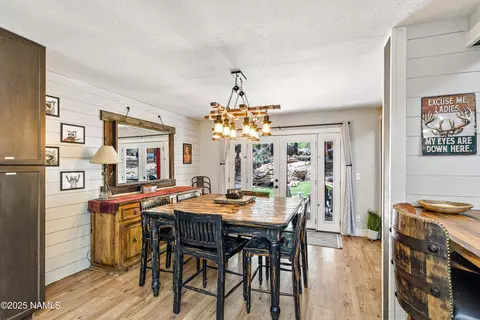 Dining - 5201 E Duquesne Ln, Flagstaff, AZ 86004 photo 2 of 3