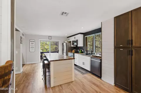 Kitchen - 5201 E Duquesne Ln, Flagstaff, AZ 86004 photo 1 of 6