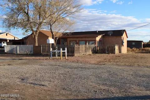 1685 Shaddox Ln, Winslow, AZ 86047
