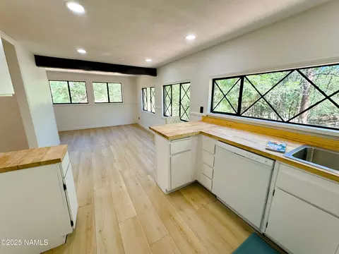Kitchen - 99 N Scenic Loop Trl, Williams, AZ 86046 photo 1 of 2