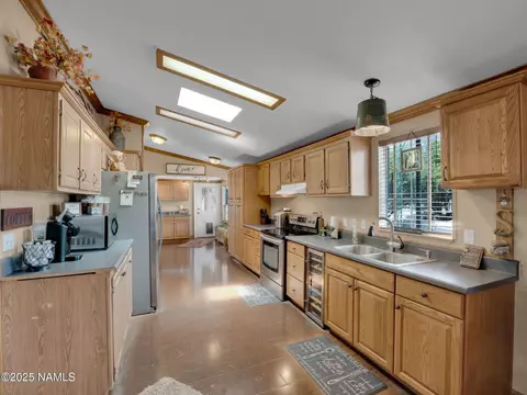 8401 N Cedar St, Williams, AZ 86046 photo 9