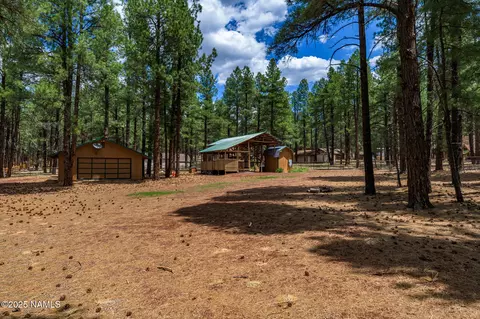 7211 E Jolly Rogue Ln, Williams, AZ 86046