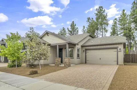 2865 W Alamo Dr, Flagstaff, AZ 86001
