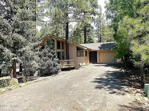 1310 Wildcat Dr #12, Munds Park, AZ 86017