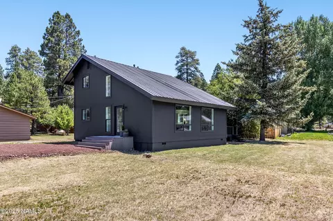 535 Stringer Rd, Munds Park, AZ 86017