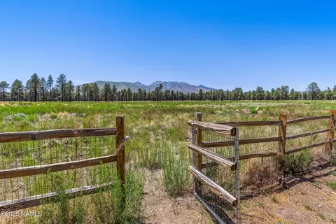 4830 E Crestview St, Flagstaff, AZ 86004 photo 15