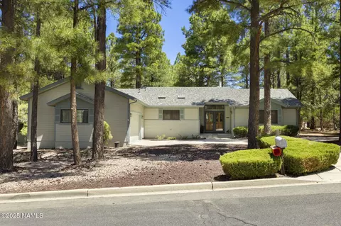 4464 Spanish Moss Ln, Flagstaff, AZ 86004