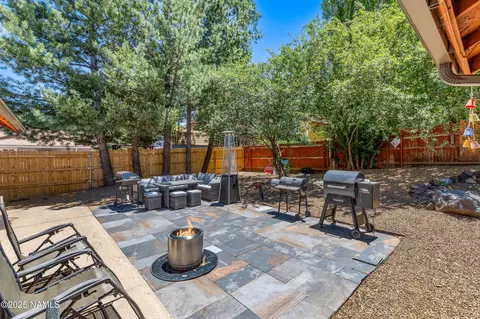 2630 N Eddy Dr, Flagstaff, AZ 86001