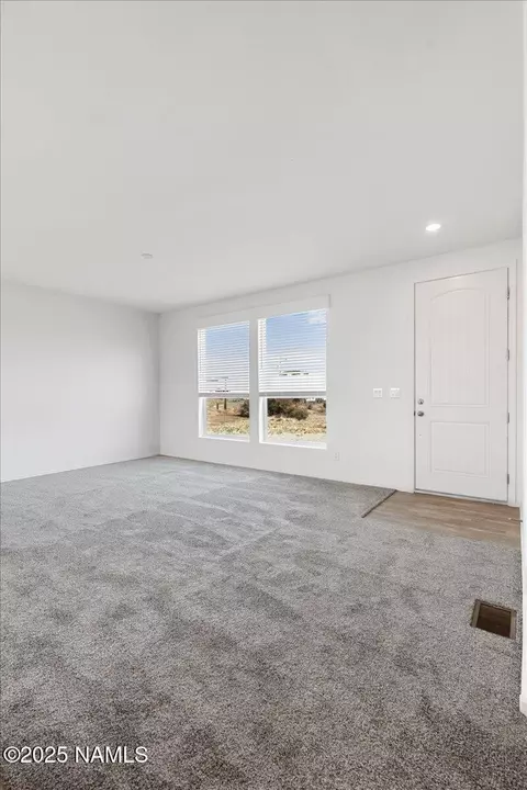 11230 E Putnum Dr, Mayer, AZ 86333 photo 33