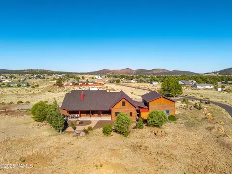 View/Area - 7507 Deville Ln, Flagstaff, AZ 86004 photo 5 of 5