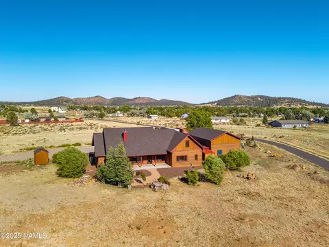 View/Area - 7507 Deville Ln, Flagstaff, AZ 86004 photo 1 of 5