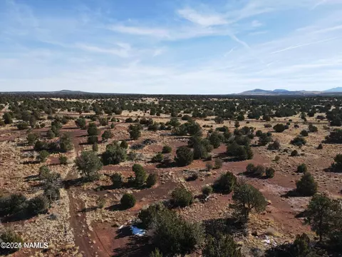 4378 Lasso Loop, Williams, AZ 86046 photo 5
