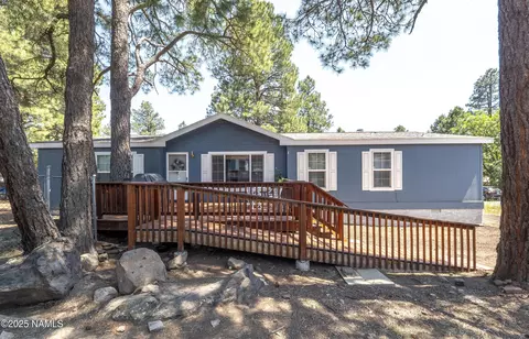 2594 Tishepi Trl, Flagstaff, AZ 86005