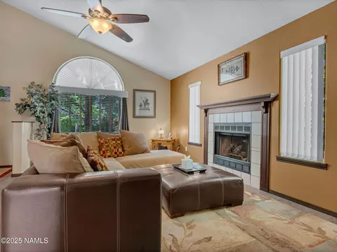 3114 N Connor St, Flagstaff, AZ 86004