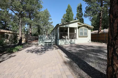 17290 Alegria Pl, Munds Park, AZ 86017
