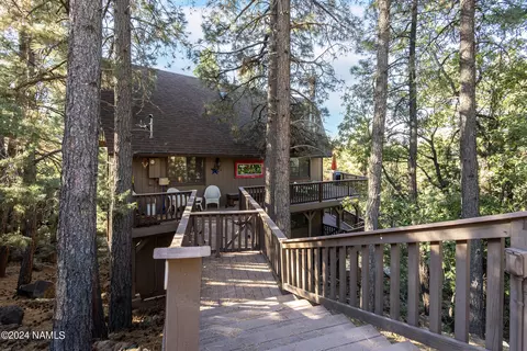 17940 S Green Mountain Pl, Munds Park, AZ 86017