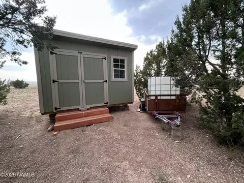 223 Picacho Butte Dr, Ash Fork, AZ 86320 photo 4