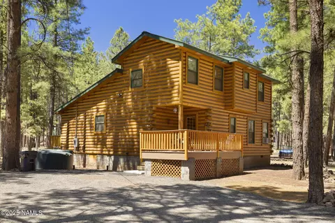 7850 E Knighthood Ln, Williams, AZ 86046