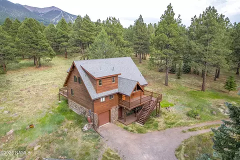 13821 Alpenglow Rd, Flagstaff, AZ 86001