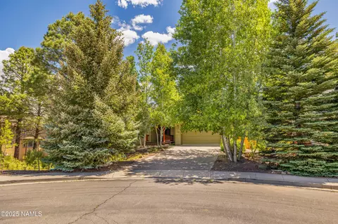 4586 S Bedrock Trl, Flagstaff, AZ 86005