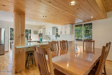 Dining - 3373 E Ascona Way, Flagstaff, AZ 86004 photo 1 of 2