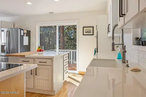 Kitchen - 3373 E Ascona Way, Flagstaff, AZ 86004 photo 4 of 5