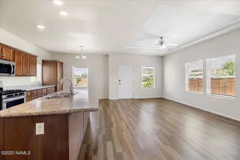 165 Pinecrest Trl, Williams, AZ 86046 photo 3