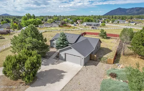 11010 Henry Dr, Flagstaff, AZ 86004