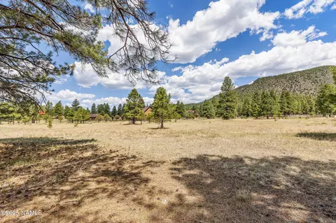 479 E Moonrise Valley Dr, Flagstaff, AZ 86001