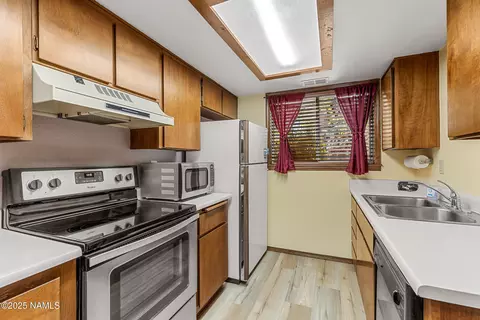 Kitchen - 2531 Heidi Loop, Flagstaff, AZ 86004 photo 1 of 4