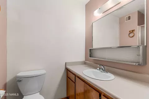 Bath - 2531 Heidi Loop, Flagstaff, AZ 86004 photo 1 of 3