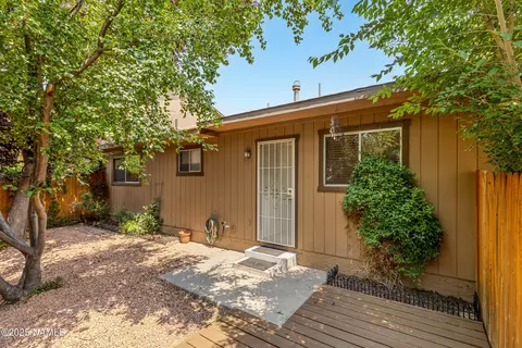 Exterior - 2531 Heidi Loop, Flagstaff, AZ 86004 photo 4 of 6