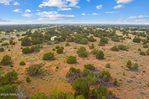 4675 E Simmons Ln N, Williams, AZ 86046 photo 9