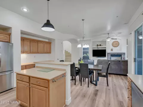 Kitchen - 1045 E Sterling Ln, Flagstaff, AZ 86005 photo 4 of 4