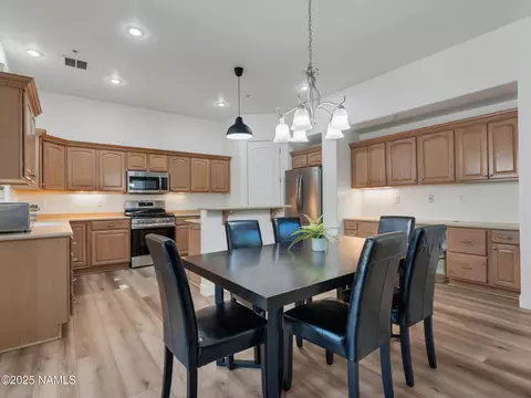 Dining - 1045 E Sterling Ln, Flagstaff, AZ 86005 photo 2 of 2