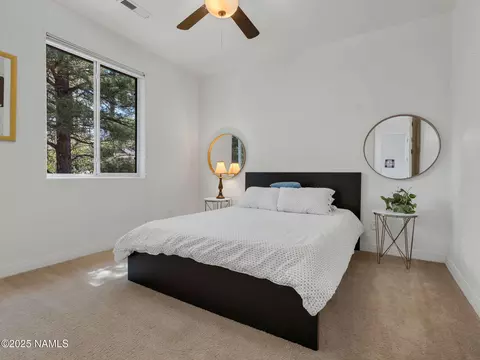 Bedroom - 1045 E Sterling Ln, Flagstaff, AZ 86005 photo 4 of 5