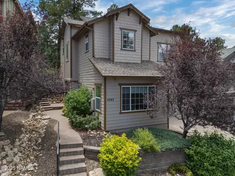 1045 E Sterling Ln, Flagstaff, AZ 86005