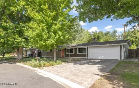 1230 W Saturn Way, Flagstaff, AZ 86001