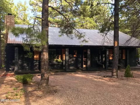 2500 Wildflower Ln, Forest Lakes, AZ 85931