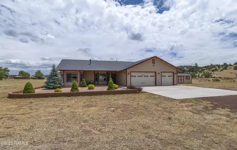 9255 Stardust Trl, Flagstaff, AZ 86004