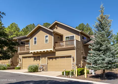 3948 N Tam Oshanter Dr, Flagstaff, AZ 86004
